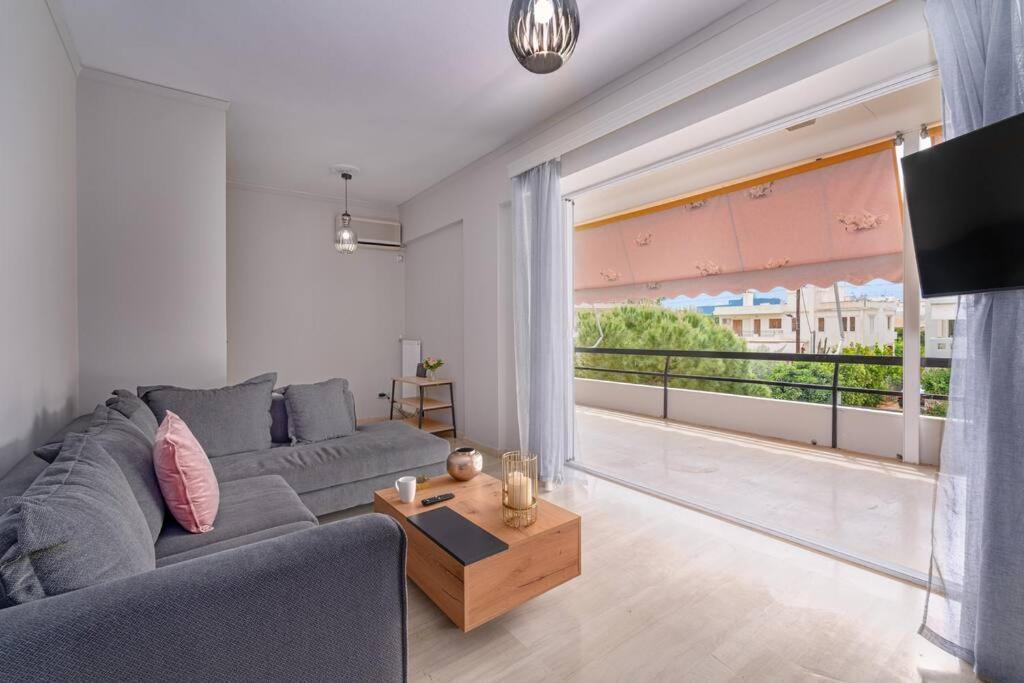 Peaceful 2 Bedroom In Glyfada Center Афины Экстерьер фото
