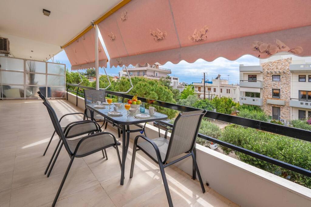 Peaceful 2 Bedroom In Glyfada Center Афины Экстерьер фото